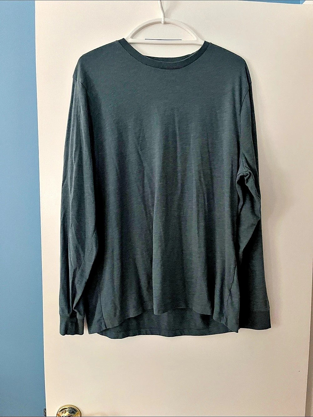 J.CREW Long Sleeve Tee in Black Size XL